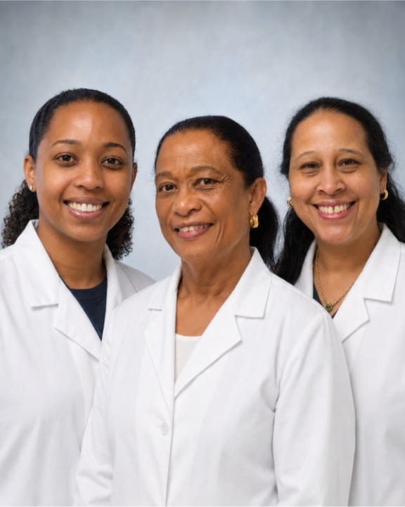 A patient talking about their experience at Tomlinson Dental